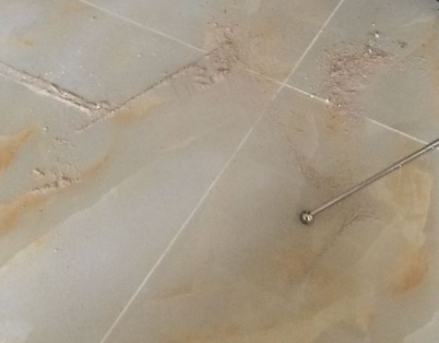 饶平瓷砖空鼓维修公司分享粘合剂选择不当在瓷砖铺贴过程中可能导致以下问题